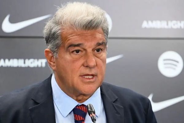  نیوکمپ رویایی یا سراب  انتقاد شدید از لاپورتا به‌خاطر وعده‌های توخالی