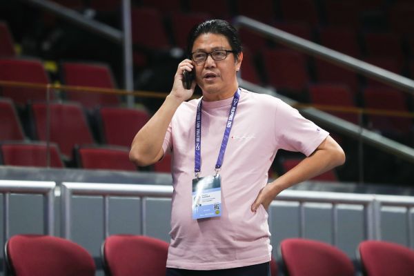  رئیس کنفدراسیون والیبال آسیا مهمان ویژه تمرین تیم ملی در مانیل