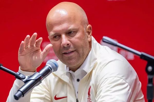 واکنش سرمربی لیورپول به جذب الکساندر ایساک