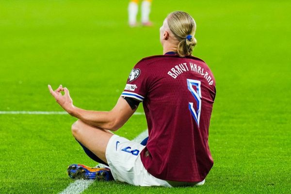  پیروزی در دربی منچستر، تنها راه منچسترسیتی برای فرار از بحران