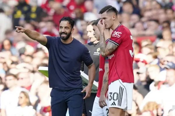  هشدار بازیکن سابق منچستریونایتد به آموریم