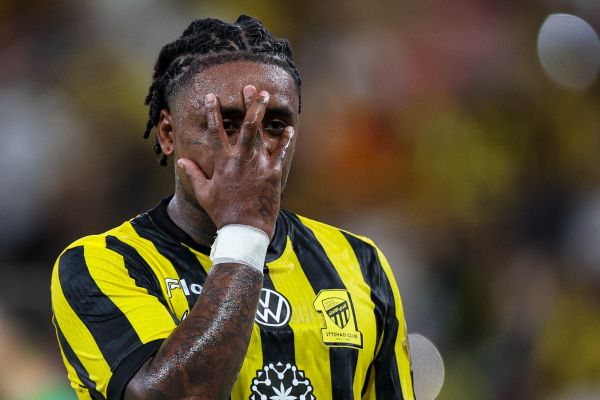  برتری پر گل الاتحاد با درخشش ستاره هلندی