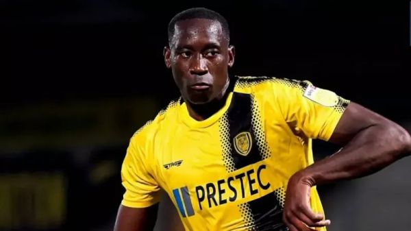 تیم انگلیسی با بازیکنی که در زندان است، قرارداد بست