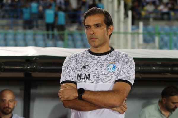  مربی استقلال  با VAR هم پنالتی ۲۰۰ درصد ما را نگرفتند   به زمان نیاز داریم