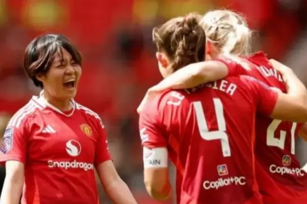  دزدیده شدن کفش‌های بازیکنان منچستریونایتد