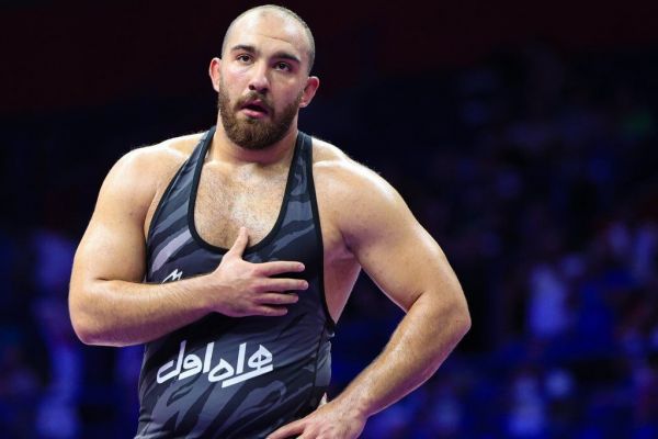  هرکول ایرانی راهی نیمه نهایی شد  ۳ کشتی‌گیر در آستانه فینال جهانی