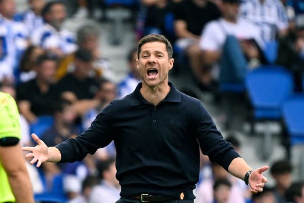 واکنش آلونسو به برد سخت تیمش و اخراج جنجالی هویسن