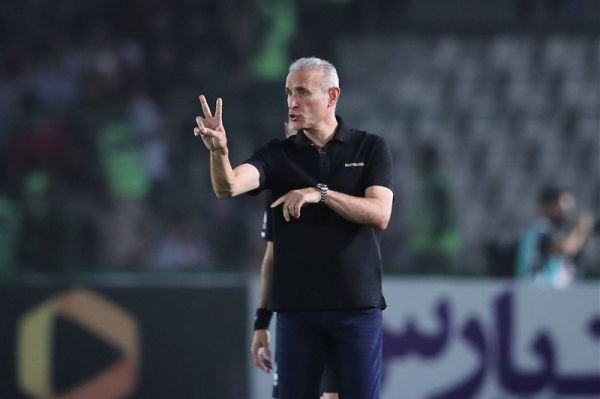 گلمحمدی در نیمه دوم شجاع و نترس بازی کردیم انصاری بهترین بازیکن فولاد بود