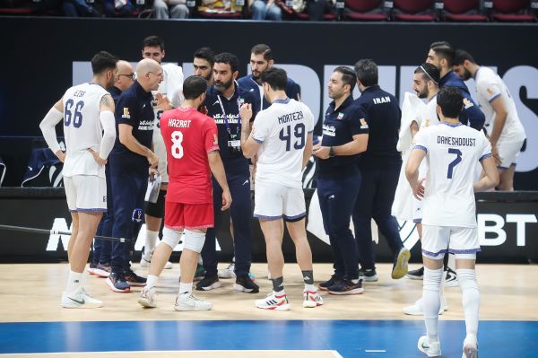  جلسه فوری پیاتزا با بازیکنان در هتل؛ متحد و منسجم برای دیداری سرنوشت‌ساز