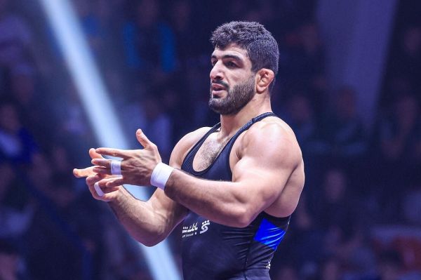  حمایت مجازی از کامران قاسم‌پور پس از بی‌احترامی زاهد والنسیا