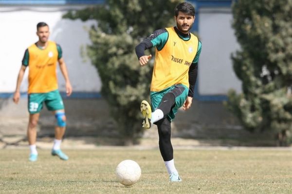  مدافع استقلال، همچنان دور از تمرین