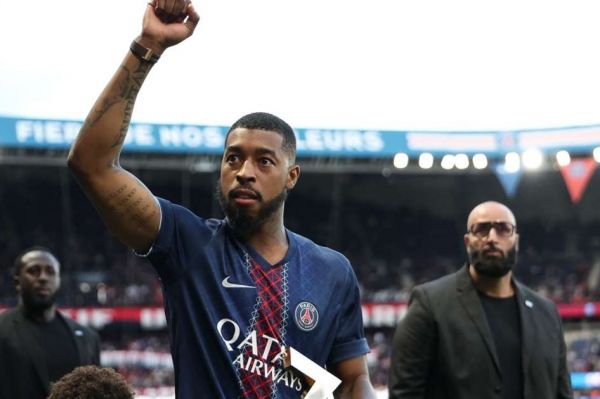  خداحافظی احساسی کیمپمبه با هواداران پاری سن ژرمن