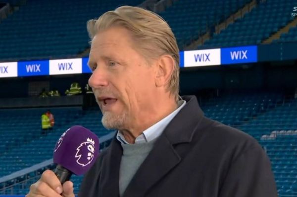 نظر اسطوره منچستریونایتد درباره خرید بزرگ و غیرضروری این تیم