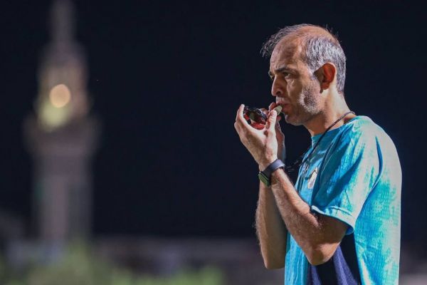  نویدکیا رنگ پیروزی با سپاهان را می‌بیند