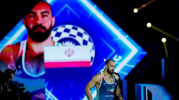  پاداش ۳ میلیاردی برای امیرحسین زارع؛ ماهی ۱۰۰ میلیون حقوق ثابت