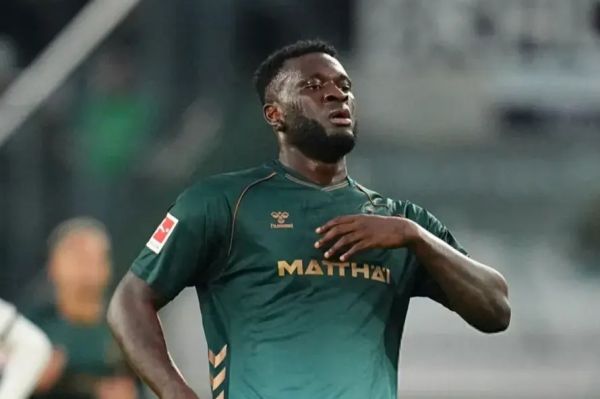 بازیکنی که میلان او را رد کرده بود، به روسونریها طعنه زد