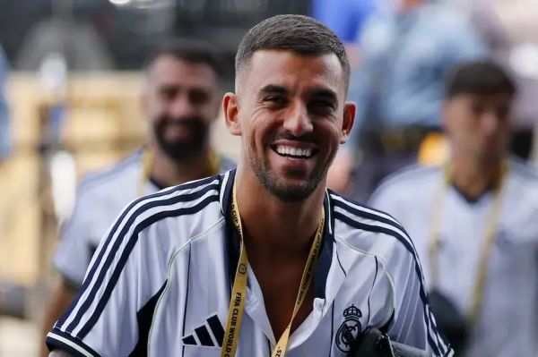 بازیکن رئال مادرید از سرمربی مارسی عذرخواهی کرد