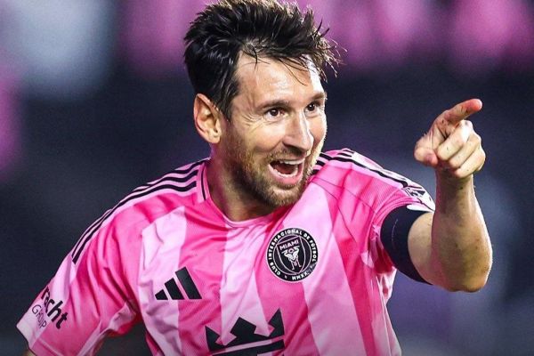 جادوی مسی ادامه دارد؛ گل، پاسگل و نمره ۹ ۱