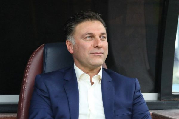 مظفریزاده مسئولان در تلاشند ورزشگاه به بازی الوحده برسد