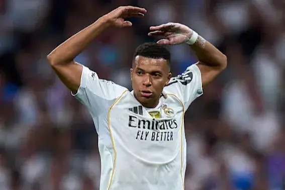  امباپه و انجام کاری فراتر از کریستیانو رونالدو