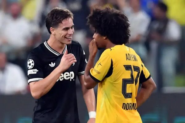 دو بازیکن یوونتوس و دورتموند که در کودکی به یک مدرسه میرفتند