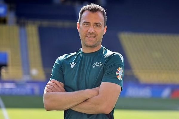  داور جنجالی قاضی بازی منچستر سیتی و ناپولی شد