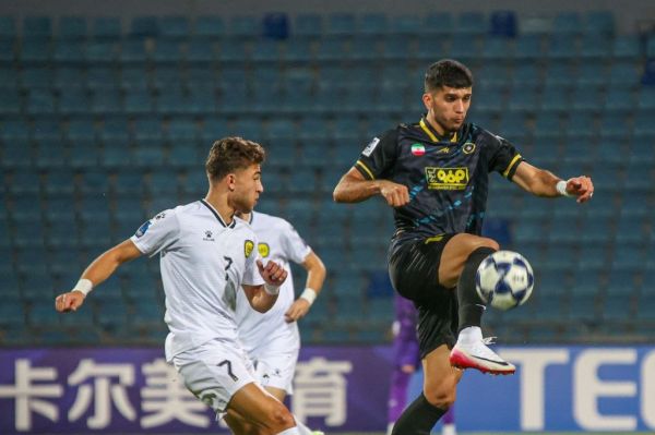  یوسفی اشتباه کرد؛ سپاهان تاوان داد