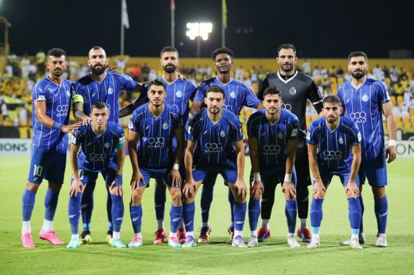  خارجی‌های استقلال؛ ستاره روی کاغذ، مترسک در زمین