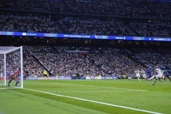  ادعای خبرنگار اسپانیایی  دمای هوا در برنابئو غیرقابل تحمل است