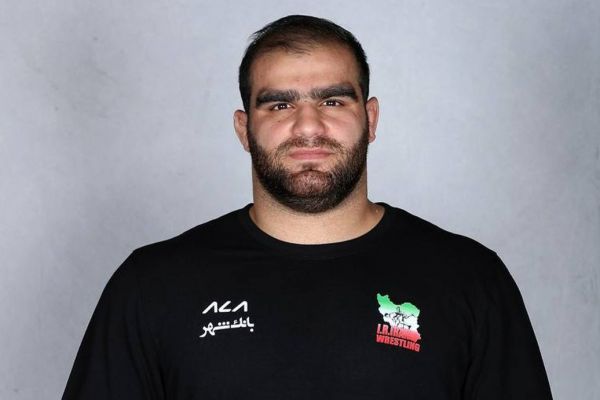 کشتی فرنگی قهرمانی جهان میرزازاده به یک چهارم رسید