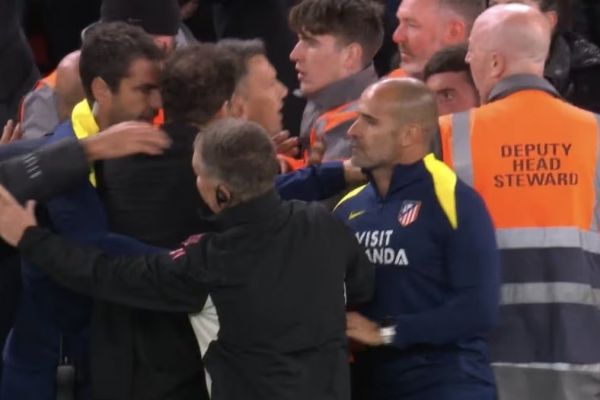 صحبتهای جالب هواداری که سیمئونه با او درگیر شد