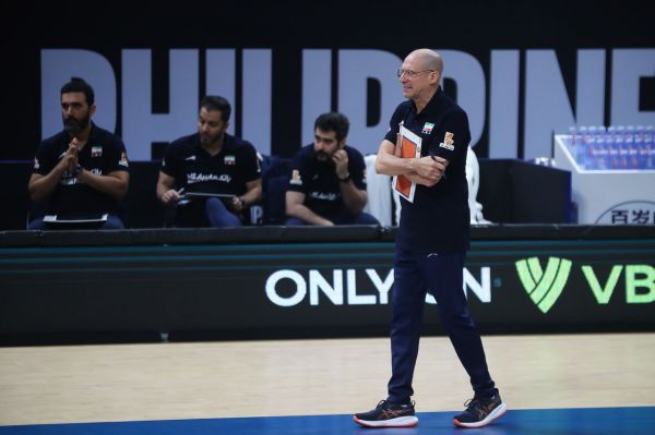 پیاتزا از بازی با توپ میترسیدیم