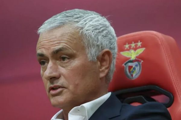  مورینیو رفتنش به تیم ترکیه‌ای را اشتباهی بزرگ خواند