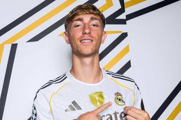 هویسن پیشتر پیشنهاد پاری سن ژرمن را رد کرده بود