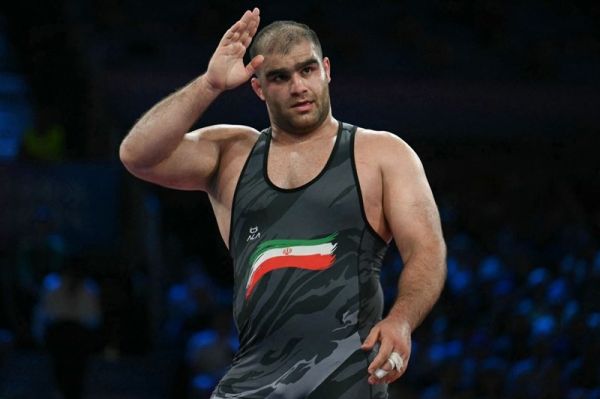  میرزازاده دومین طلایی کشتی فرنگی ایران در قهرمانی جهان