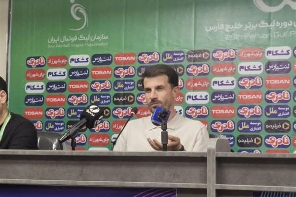  حدادی‌فر‌  نبود VAR به ذوب آهن لطمه زد