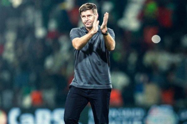  استیون جرارد گزینه هدایت رکسهام در چمپیونشیپ