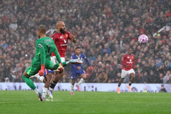  رکورد عجیب دروازه‌بان چلسی با اخراج مقابل منچستریونایتد