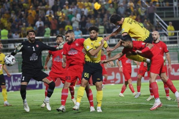 سپاهان - تراکتور؛ فسخ عملی خواهرخواندگی