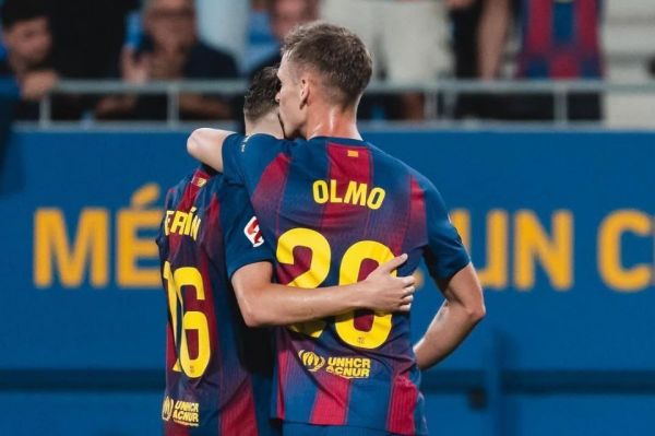  دنی اولمو پس از پیروزی بارسلونا به تمجید از فرم خوب تیم پرداخت