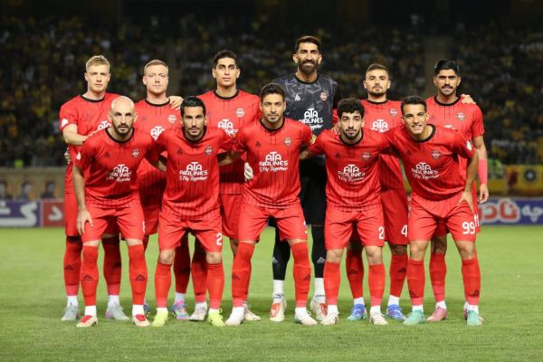 صدرنشینی شیرین تراکتور؛ ققنوس زیر خاکستر