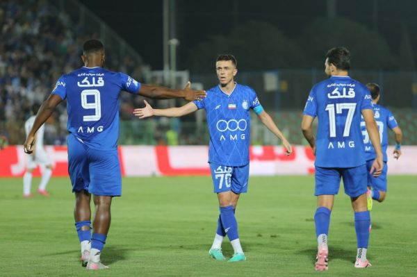 استقلال نمیتواند بازیکنان خارجی را جریمه کند