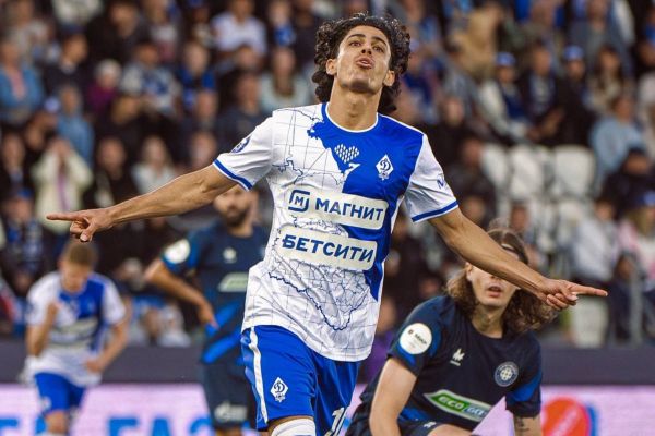  تمجید سایت روسی از هافبک ایرانی دینامو ماخاچ قلعه