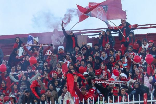  میزبانی تراکتور از فجر تنها با حضور تماشاگران خانم