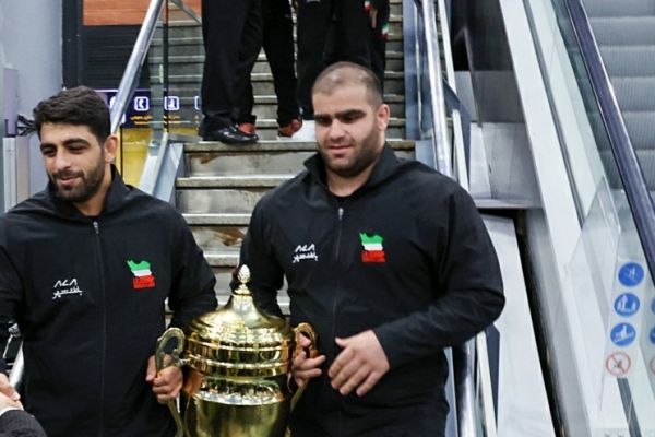  آغاز جشن ملی کشتی با حضور قهرمانان