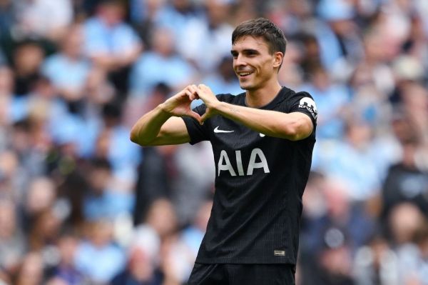 هافبک پرتغالی نمیخواهد به بایرنمونیخ بازگردد