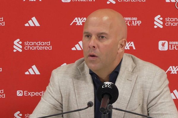 انتقادات تند آرنه اسلات پس از پیروزی برابر ساوتهمپتون