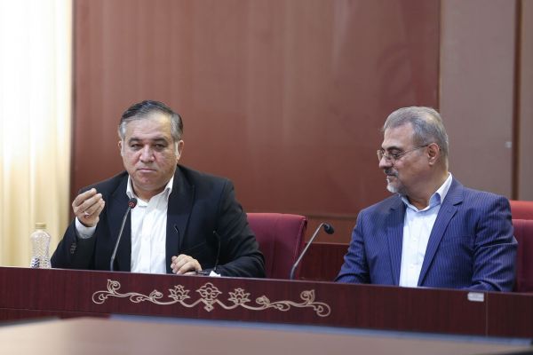  ماجرای حضور 2 عضو هیات مدیره باشگاه استقلال در دی مال چه بود