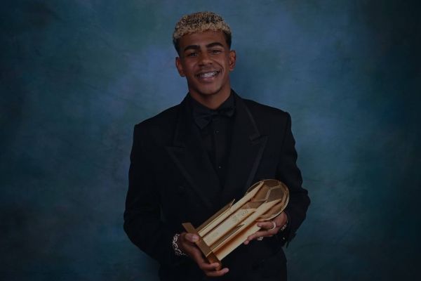  پیام تبریک دمبله به لامین یامال برای برنده شدن جایزه کوپا