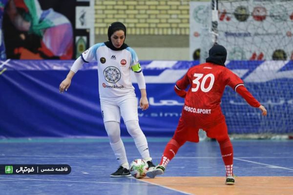 گزارش تصویری اختصاصی/ دیدار تیم های فوتسال بانوان ایران زمین ملارد و فولاد هرمزگان